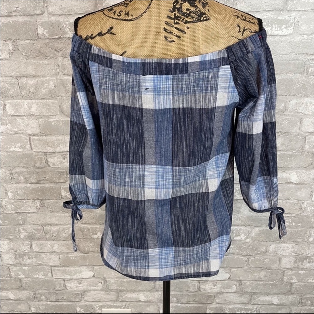 Greylin Plaid Off Should Top
